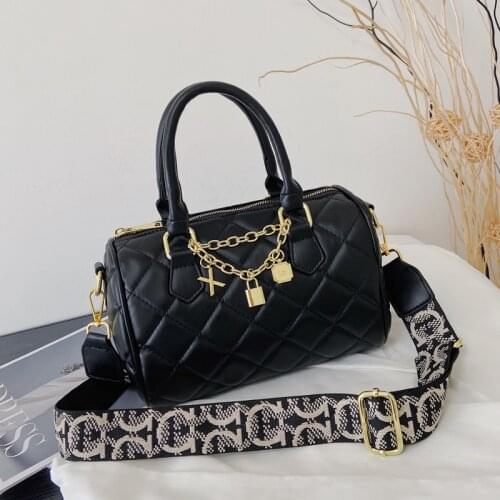 Vintage Womens Bags Fashion Chain Handbag Classic Purse Totes Simple Womens Messenger Bag Ladies Crossbody Bag For Women 2021