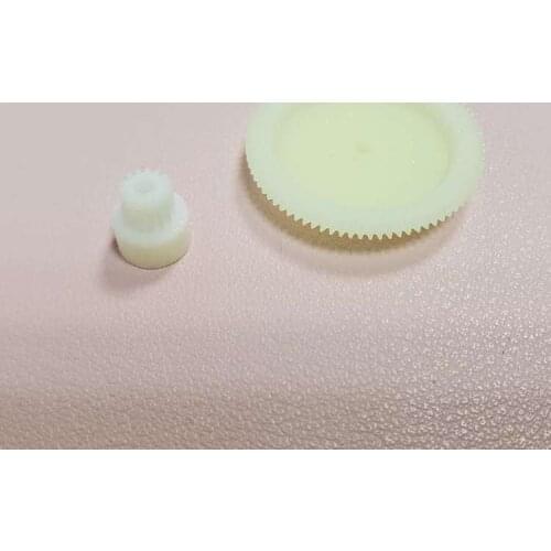 2pcs 81 teeth 15 teeth Plastic spur gear for Grundig CN930 C6200 CN830 cassette deck audio player 6200 Automatic 1975