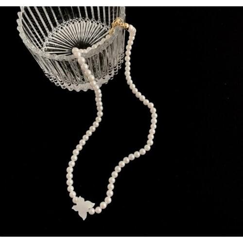 TIMEONLY Temperament Simulation Pearl Chain Choker Necklaces White Color Butterfly Necklace for Women Ladies Party Gift Jewelry