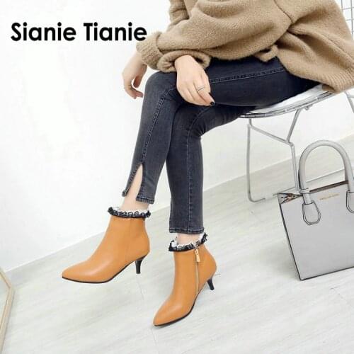Sianie Tianie 2020 winter low heels woman shoes fashion woman boots with lace zip up female ladies shoes plus size 44 45 46 47