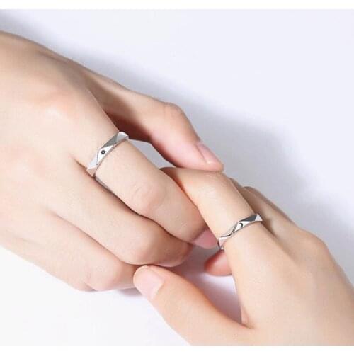 Diffone Wedding Rings