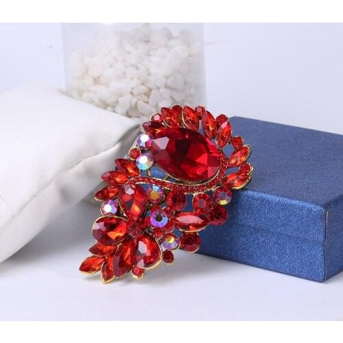 Beadsland Alloy Inlaid Rhinestone Brooch Design Fashionable High-end Clothing Accessories Pin Woman Gift MM-963