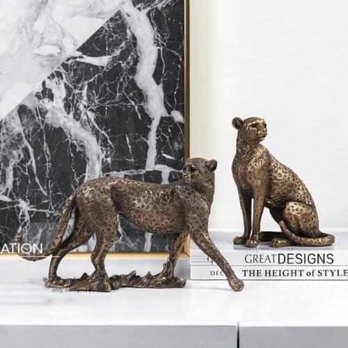 Simulation Jaguar Statue Small Resin Animal Crafts Collectible Leopard Predator Ornaments for Home Office Shelf Desktop Decor
