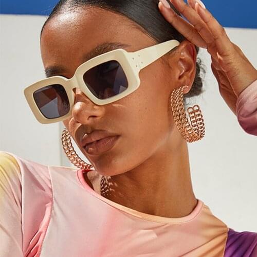 Trendy Rectangle Sunglasses Women White Summer Beach Eyewear Ladies Big Frame Funky Sun Glasses Luxury Brand Designer 2021 Shade