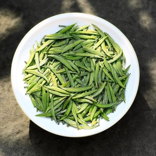 2020 New Tea Chinese Sparrow Tongue in Early Spring Green High Quality Que She Tea for Health Care and Beauty 250g