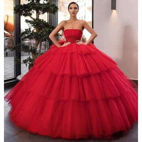2020 New Red Tiered Skirt Ball Gown Quinceanera Dresses Prom Party Strapless Beaded Appliques Girl Pageant Dresses Sweet 15 Gown