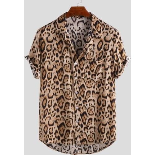 2020 New Short Sleeve Leopard Print Shirt Men Lapel Neck Loose Button Up Blouse Breathable Summer Streetwear Sexy Shirts Men