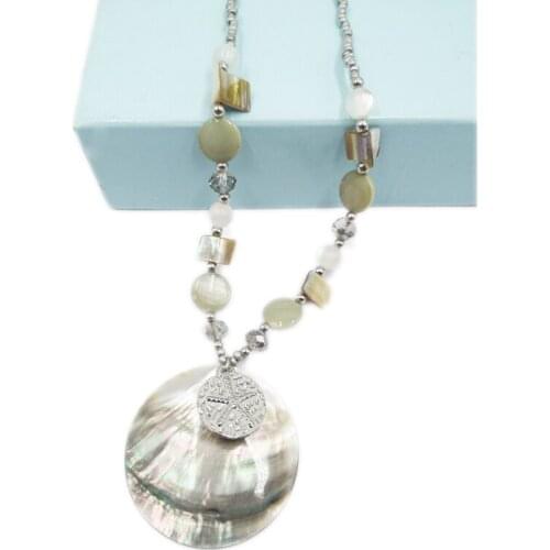 2019 New Trendy Round Geometry Necklaces & Pendants for Women Link Chain Natural Black Shell Necklace Party Gifts Beach Jewelry