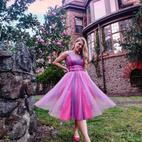 Summer New Rainbow Temperament Women Dresses Sweet Party Dress Casual V-neck Knee Length Tulle Dress Photography