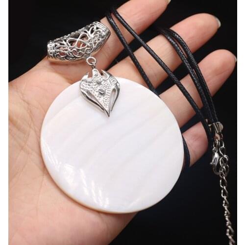 Natural Sea Shell Pendant Necklace Simple Round Shape Charm White Mother of Pearl Shell Necklace Good Quality Jewelry