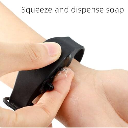 Portable Hand Sanitizer Dispensing Wristband Soap Dispenser Wristband Liquid Hand Sanitzer Dispenser Hand Sanitizer