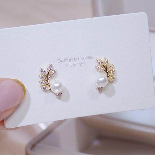Hot Selling Fashion Jewelry 14K Real Gold plated Exquisite AAA Zircon Pearl Leaf Earrings Elegant Small Women Wedding Earrings