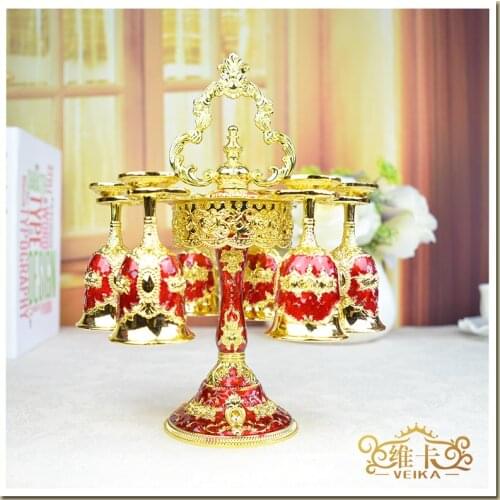 South Korean exports to Russia European enamel relief wine (decanter) fashion gift gift single