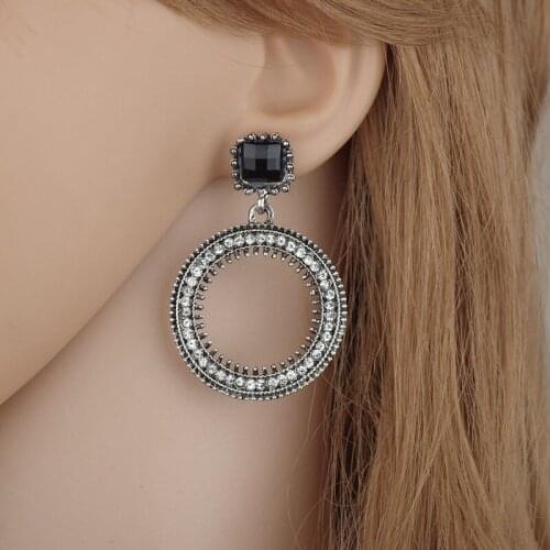 Classic Earrings For Women Retro Women Accessories Fake Diamonds Long Round Stud Earrings Women Earrings Fashion Jewelry 2020