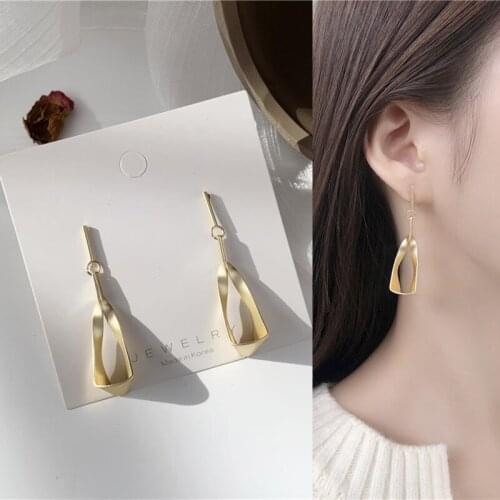 Punk Simple Solid Color Irregular Hollow Metal Pendant Drop Earrings for Women Girls Teens Ear Jewelry Earrings 2021 Trend New