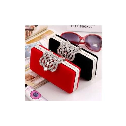 Weishengda Women's Clutches On A Chain