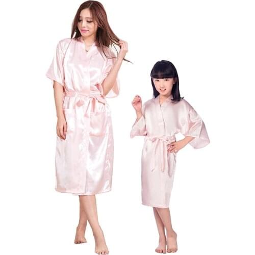 Family Matching Robes Bride Bridesmaid Wedding Party Gown Kimono Bathrobe Night Dress Children Girls Nightgown Sleepwear L178