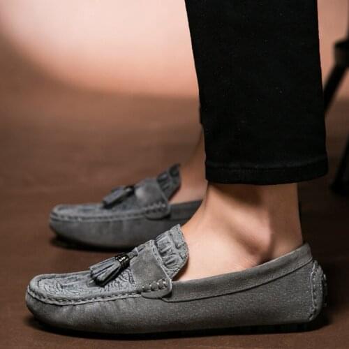 Mens Casual sheos genuine Leather loafers Soft Comfortable Handmade Shoes Classic slip-on Flats Shoes fashon tassel moccasins