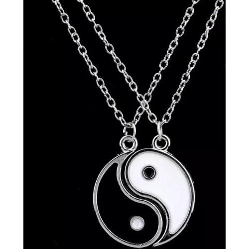 Fashion Necklaces Eight Diagrams Black and White Yin Yang Gossip Pendant for Couples Lover Best Friends Friendship Women Unisex