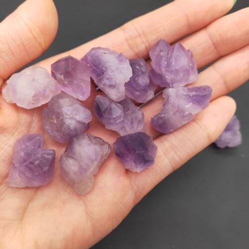 Natural Amethyst Natural Ore Crystal Crystal Ore Repair Healing Crystal Can Be Used for Home Decoration DIY Gift Purple Stone
