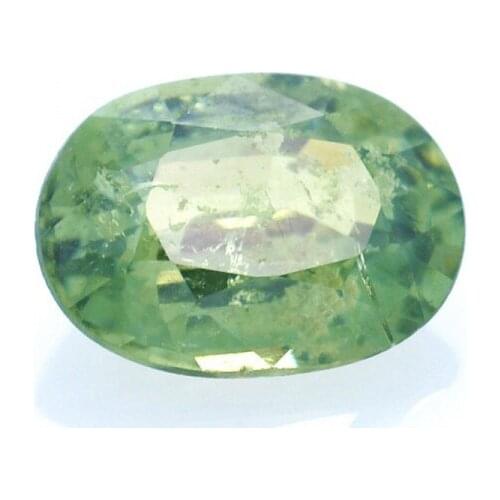 0,95ct Demantoid Oval Cut