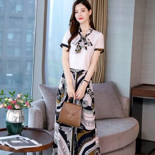 Womens Fashion Casual Suit 2021 Summer New Korean Club Outfit Slim Crop Top With Printed Wide Leg Pants Two Piece Set For Women