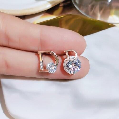 2020 New Fahion Womens Earrings Elegant D Shape Zircon Ear Stud Earrings for Women Bijoux Korean Boucle Gifts Jewelry Wholesale