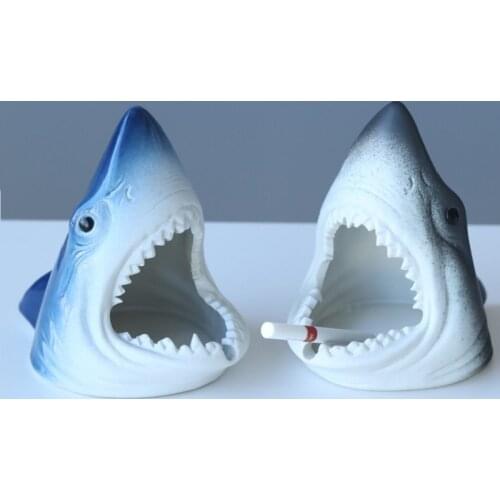 Shark Ashtray Creative Ceramic Large Capacity Animal Jaws Portable Ashtray Home Decoration Desk Accessories Gift for Boyfriend