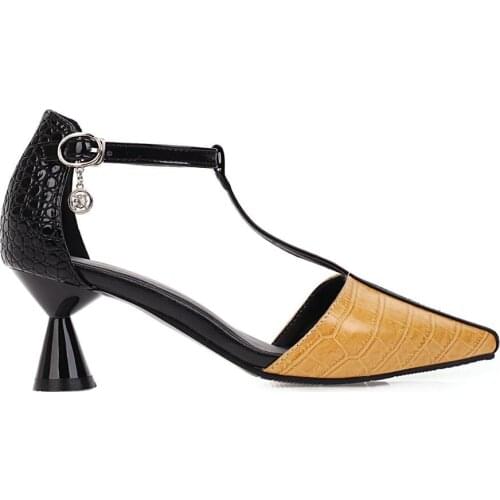 Fericzot 2020 New style sexy comfortable pointed toe causal cool women shoes Lady Pumps special Upper pattern dazzle eyes