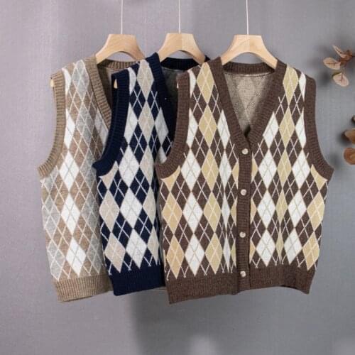 Zoki Argyle Women Cardigan Vest Vintage V Neck Knit Sweater Autumn Casual Loose Korean Button Up Plaid Female Cardigan 2021