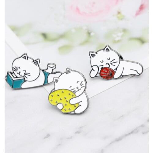 White Reading Book Sleepy Cat Brooch Drip Badge Silk scarf Buckle Women Jewelry Accessories Christmas Gift Wholesale