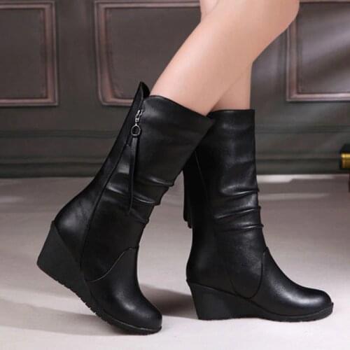 Winter Boots 2021 Women Boots Wedge Mid Calf Boots Women Shoes Black Fashion Mother Shoes Leather Boots Round Toe Ladies Shoes
