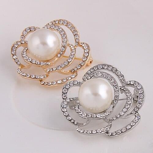 Factory Direct Sale Cheap Price!Simulated Pearl And Diamante Rose Pins Brooches For Wedding Party