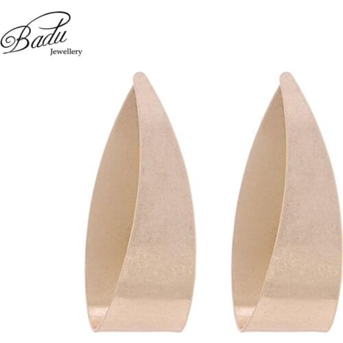 Badu Gold Metal Earring Studs Punk Style 2018 Korean Fashion Jewelry Big Statement Earrings Women Party Jewelry Dropshipping