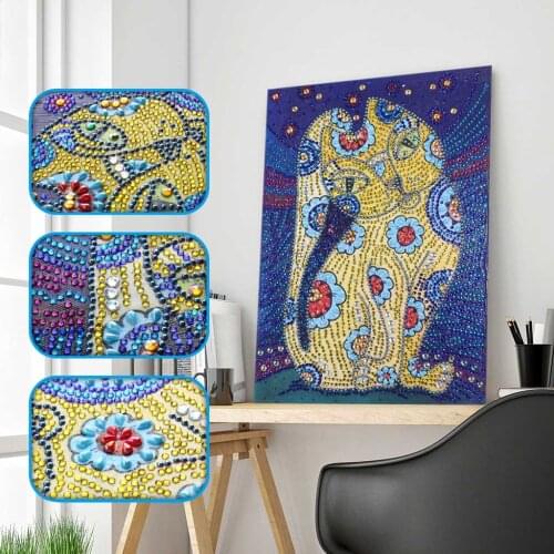 5D DIY Special Shaped Diamond Painting Painted Cartoon Animal Yellow Cat Crystal Embroidery Cross Stitch Crafts Room Decoration