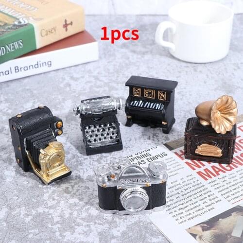 1Pc New 1/6 1/8 Dollhouse Miniature Digital Camera Old Time Typewriter Piano Radio Phone Dolls House Decoration Accessories