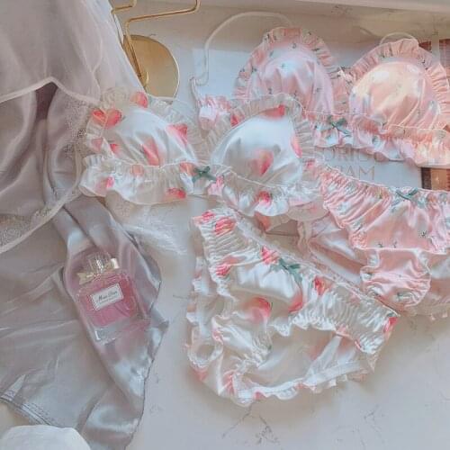 Japanese Sexy Kawaii Bra and Panty Set Underwear for Women Girls Sweet Cute Lolita Seamless Lingerie Wire Free Ruffles Bra Thong