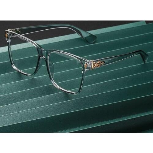 Vintage Classic Computer Anti Blue Light Blocking Square Glasses Frame Women Men Rivet Unisex Male Optical Myopia Eyewear Gafas