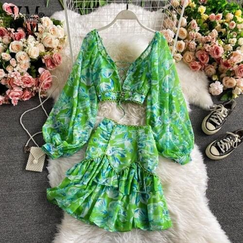 YornMona Spring Summer Floral Print Two Piece Set Chiffon Dress 2021 Sexy Bandage Backless Crop Top Mini Dress Green Boho Outfit