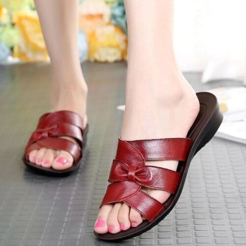 2020 Summer Women Sandals Ladies Leather Open Toe Casual Sandals Shoes Womens Slip on Beach Slippers free shipping