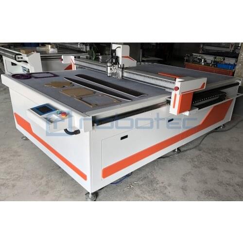 CNC cutter fabric cutting machine for sublimation fabric textile/Automatic Cloth CNC Oscillating Knife Cutting machine