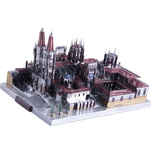 Green Alloy Pull Back Retro Steam Train Diecast Vehicle Toy for Kids Gift