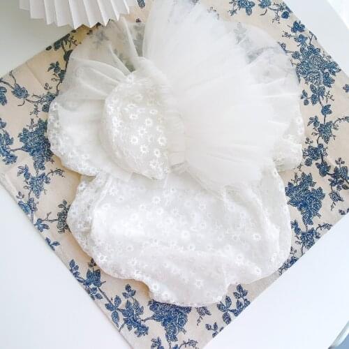 2020 Baby Girls Clothes Lace Embroidery Romper Ruffles Onesie for Lovely Toddler Girls New +caps Baptism white