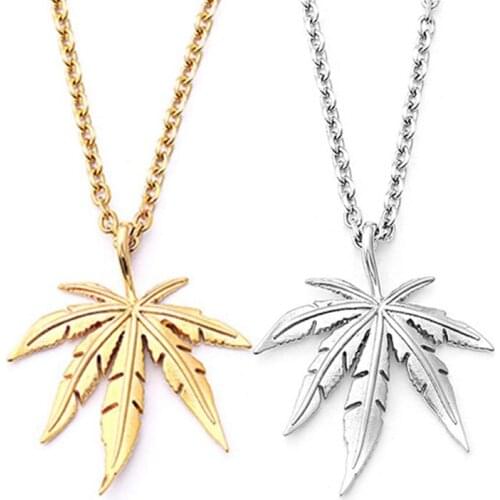 Fashion Maple Leaf Necklace Hiphop Retro Titanium Steel Leaf Pendant Charm Chain NeckLace For Women Men Jewelry Accessories