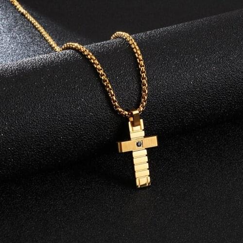 Simple and creative 316L stainless steel inlaid stone pendant mini fashion cross mens necklace accessories