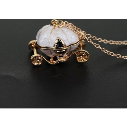 Gold Pumpkin Car Pendant Hanging Halloween Pumpkin Interior Ornaments Decoration Rear View Mirror Accessories For Car Ornament