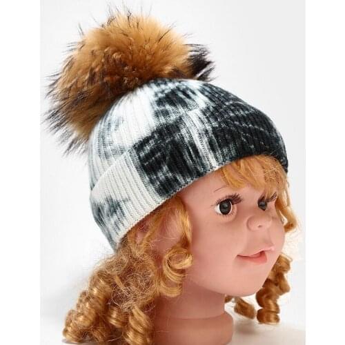 Rea Fur Ball Pompom Winter Hats for kids Knitted Thicken Warm Tie-dye color Winter Hat Cap Warm Cap Female Fashion Bonnet Femme