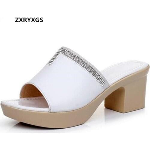 2020 Summer New Fashion Rhinestone Cowhide Leather Shoes Large Size Women Sandals Simple Elegant Women Slipper High Heels 5.5cm
