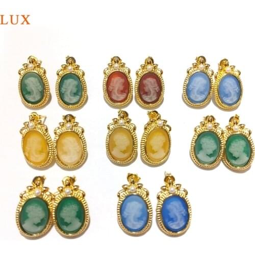 Natural Agates Cameo Earrings Vintage Beauty Lady Head Cameo Stud Flatback Two Sisters girls Earrings Gift for Mom Wife Women