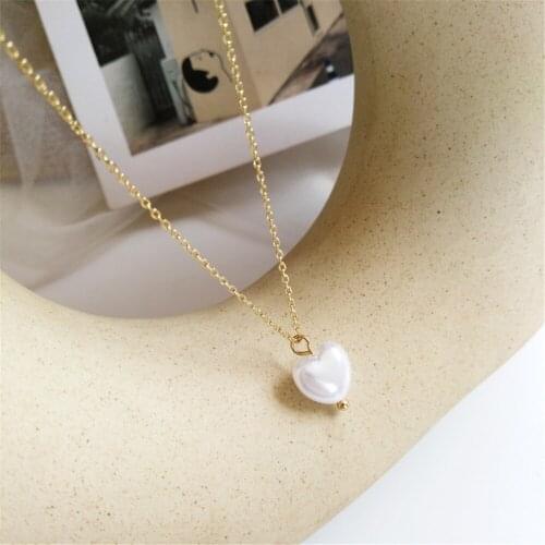 Han Edition Shaped Pendant Necklace Temperament Love RUANME Pearl Necklace Female Lasting Appeal Contracted Joker Clavicle Chain